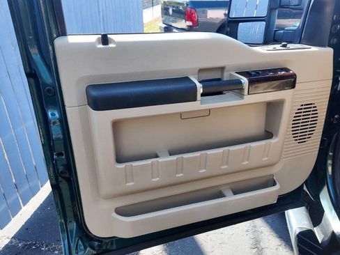 Used 2008 Ford F250 Lariat image 17