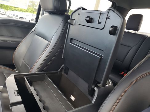 New 2026 Ford F250 Lariat w/ FX4 Off-Road Package image 20