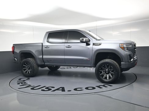 Used 2021 GMC Sierra 1500 AT4 image 2