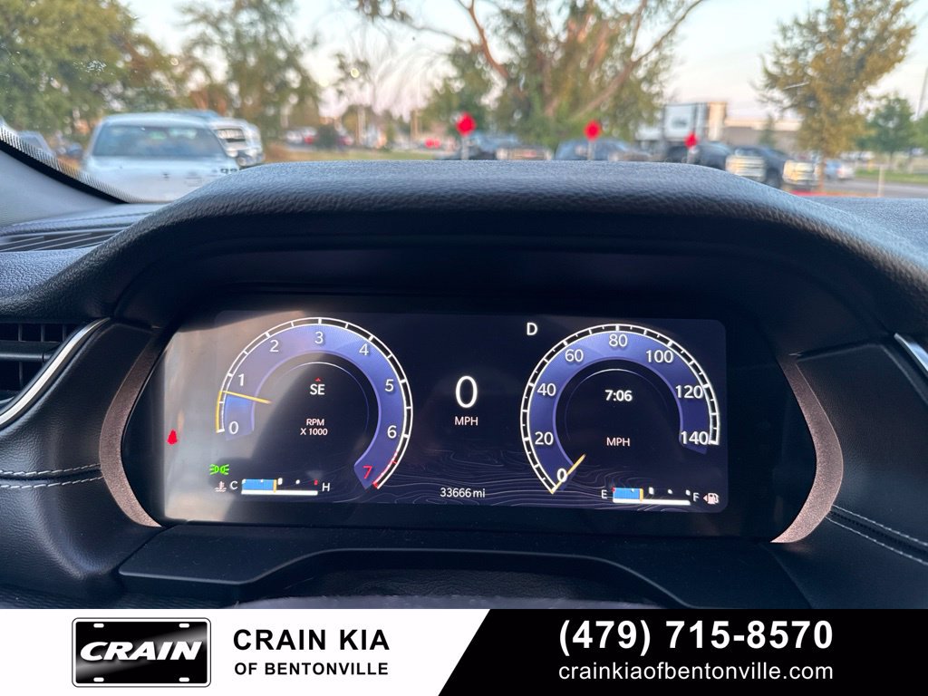 Used 2024 Jeep Grand Cherokee L Altitude AWD/4WD image 28