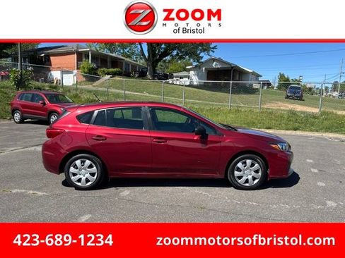 Used 2018 Subaru Impreza 2.0i w/ Popular Package #2 AWD/4WD image 1