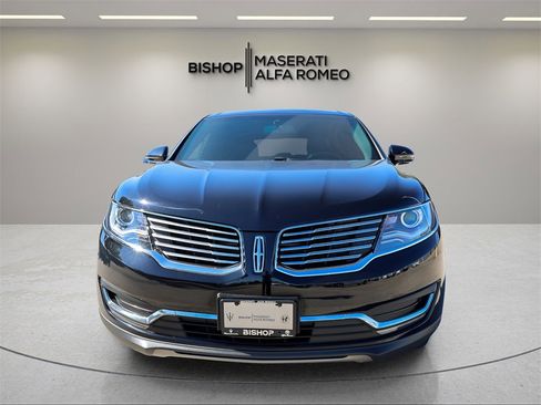 Used 2016 Lincoln MKX Select w/ Cargo Utility Package image 2