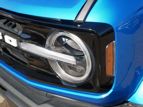 Certified 2022 Ford Bronco Outer Banks image 16