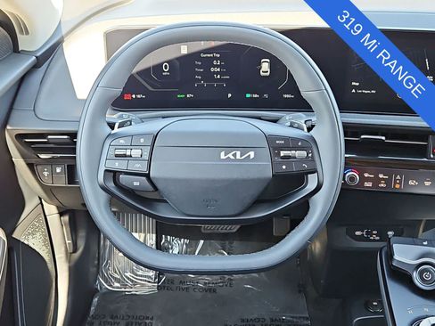 Used 2025 Kia EV6 Light w/ Light LR Technology Package RWD image 19