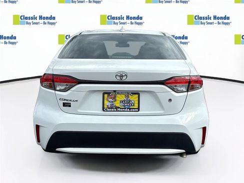 Used 2020 Toyota Corolla L FWD image 7