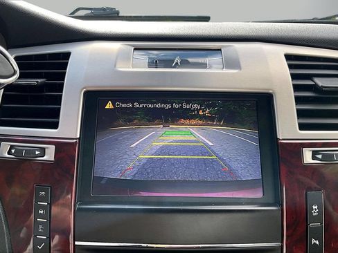 Used 2014 Cadillac Escalade Premium AWD/4WD image 14