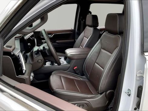 Used 2023 GMC Sierra 1500 Denali w/ Denali Reserve Package AWD/4WD image 15