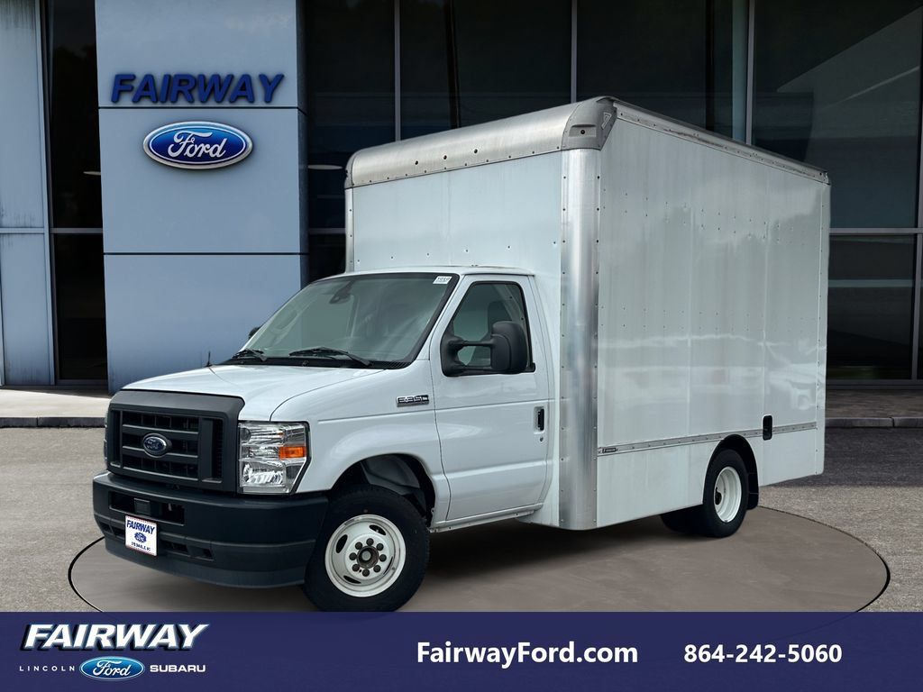 Used 2024 Ford E-350 and Econoline 350 Super Duty w/ Driver's Safety Package RWD image 1