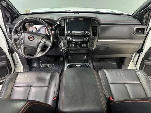 Used 2020 Nissan Titan PRO-4X w/ Pro-4x Convenience Package AWD/4WD image 3