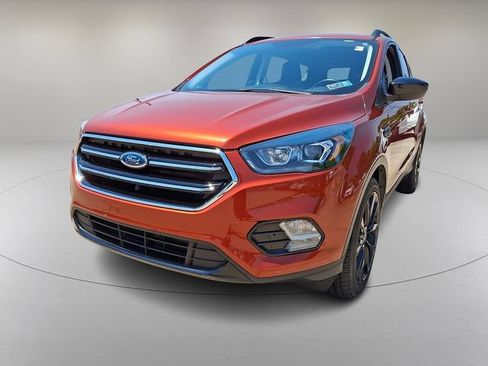 Used 2019 Ford Escape SE AWD/4WD image 4