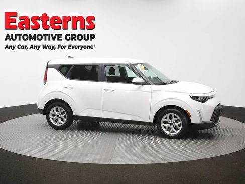 Used 2024 Kia Soul LX w/ Option Group 015 FWD image 46