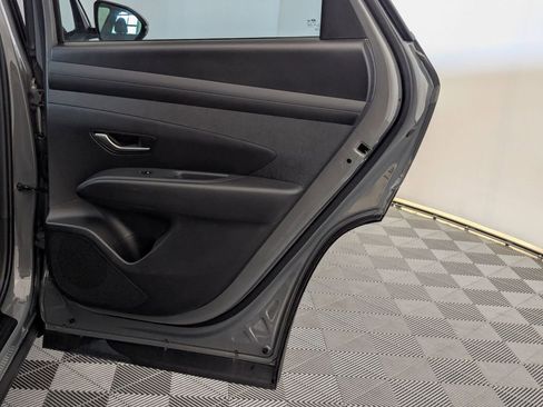 Used 2025 Hyundai Tucson SEL FWD image 54