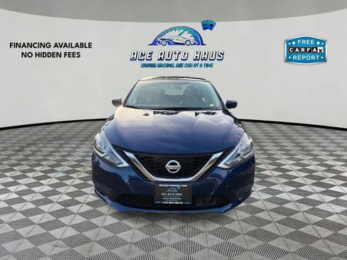 Used 2019 Nissan Sentra SV image 2
