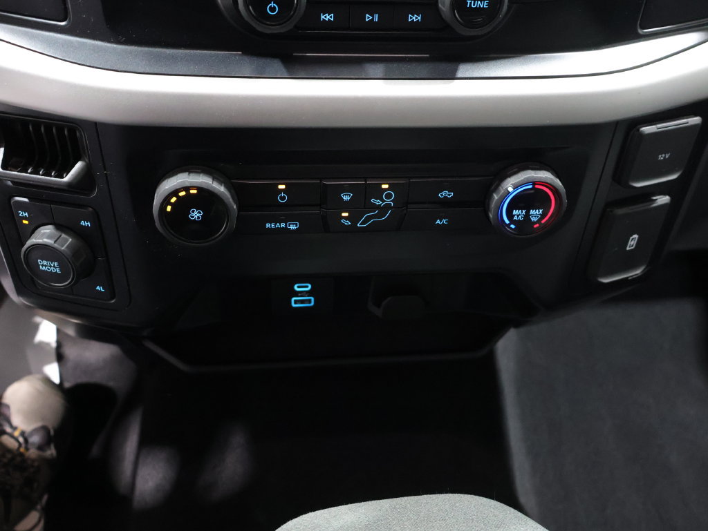 Used 2023 Ford F150 XLT AWD/4WD image 26