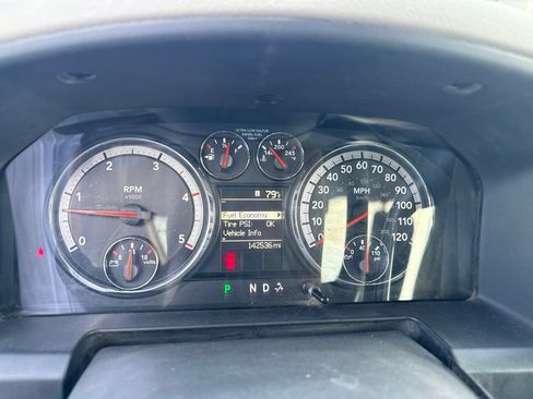 Used 2012 RAM 2500 ST w/ Chrome Appearance Group AWD/4WD image 4