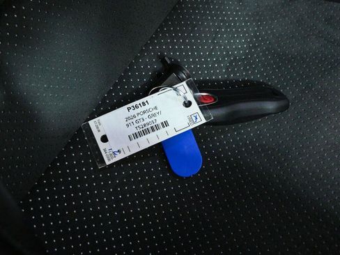 Certified 2026 Porsche 911 GT3 RWD image 33