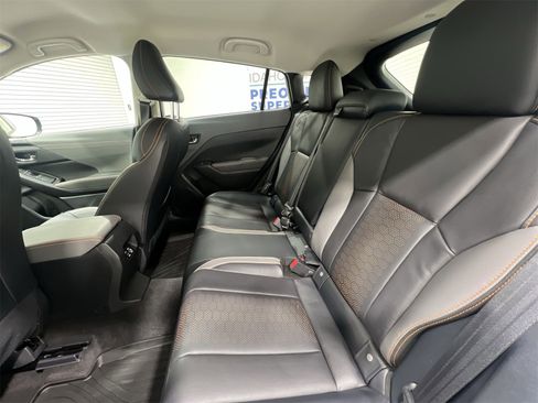 Certified 2025 Subaru Crosstrek 2.5i Limited w/ Crosstrek Mirror Package image 21