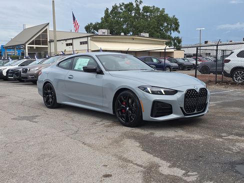 New 2026 BMW 430i Coupe w/ M Sport Package image 2