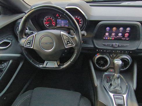 Used 2022 Chevrolet Camaro LT image 14