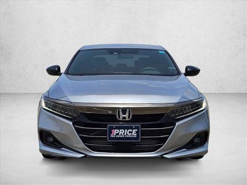 Used 2022 Honda Accord Sport image 2