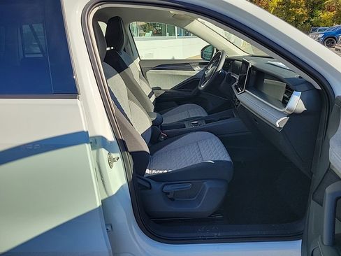 New 2026 Volkswagen Tiguan S image 42