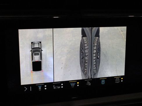 Used 2023 GMC Sierra 1500 AT4 w/ AT4 Preferred Package image 43