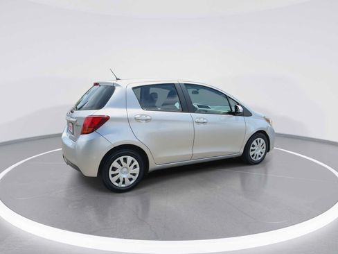 Used 2015 Toyota Yaris L FWD image 8