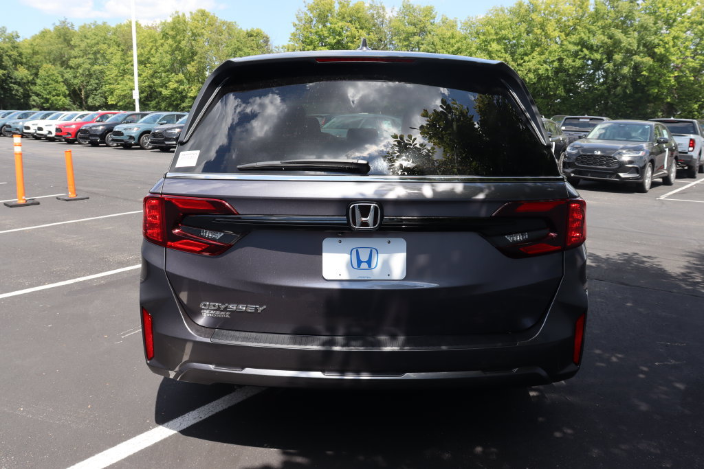 New 2027 Honda Odyssey EX-L image 4