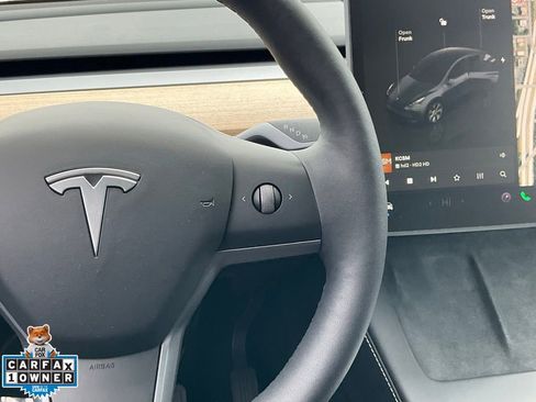 Used 2023 Tesla Model Y Long Range AWD/4WD image 41