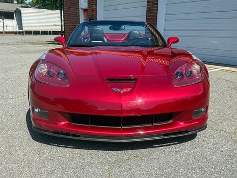 Used 2010 Chevrolet Corvette Grand Sport w/ Preferred Equipment Group RWD image 12