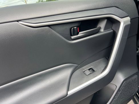 Used 2024 Toyota RAV4 LE image 41