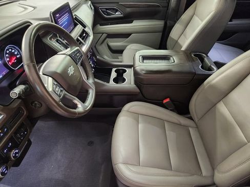 Used 2021 Chevrolet Tahoe Z71 w/ Luxury Package AWD/4WD image 13