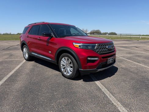 Used 2022 Ford Explorer King Ranch w/ Premium Technology Package AWD/4WD image 83