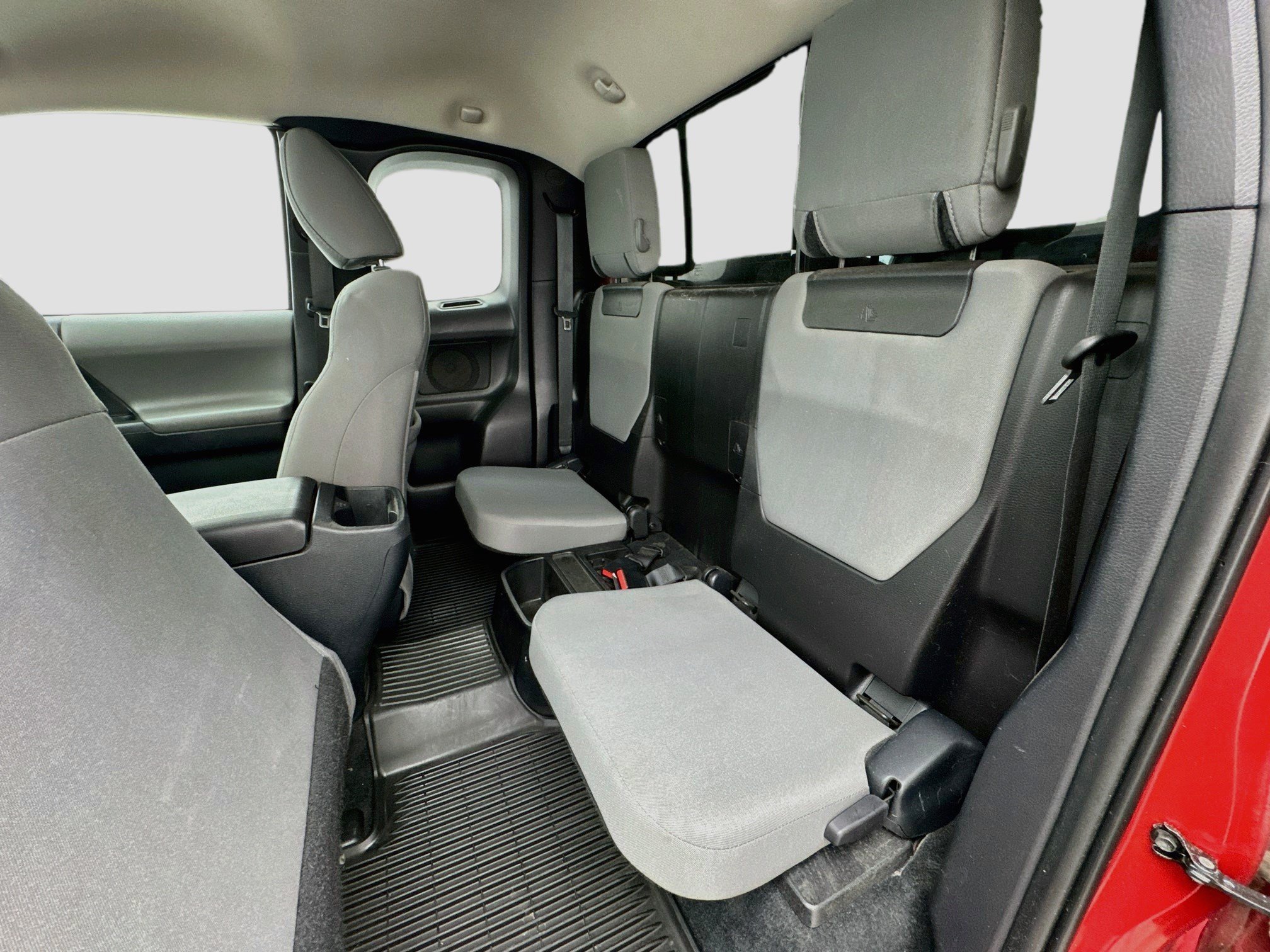 Used 2019 Toyota Tacoma SR AWD/4WD image 15