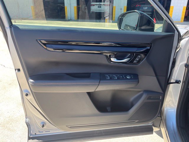 Used 2023 Honda CR-V Sport Touring image 14