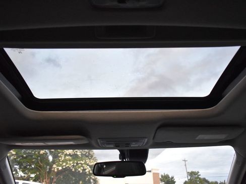 Used 2021 Honda HR-V EX-L image 37