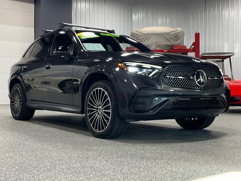 Used 2023 Mercedes-Benz GLC 300 4MATIC image 7