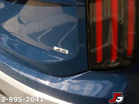 Certified 2023 Kia Telluride SX Prestige AWD/4WD image 9