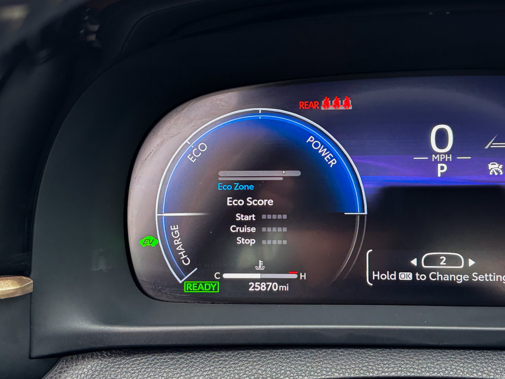 Used 2025 Toyota Crown AWD/4WD image 31