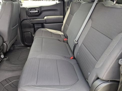 Used 2021 Chevrolet Silverado 1500 LT RWD image 14