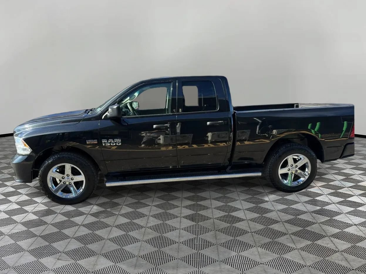 Used 2017 RAM 1500 Express w/ Express Value Package AWD/4WD image 8