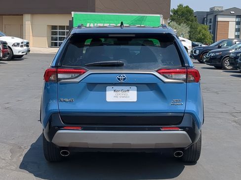 Used 2023 Toyota RAV4 XSE AWD/4WD image 5