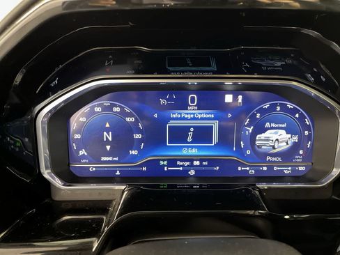 Used 2022 Chevrolet Silverado 1500 RST w/ Protection Package AWD/4WD image 17