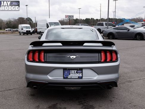 Used 2020 Ford Mustang Premium image 6