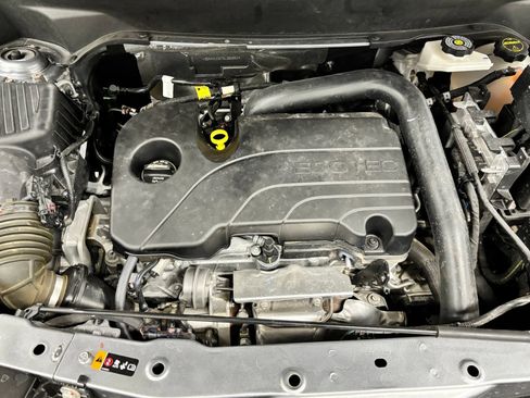 Used 2025 Chevrolet Equinox RS w/ Safety and Technology Package FWD image 25