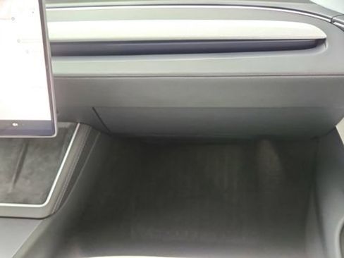 Used 2026 Tesla Model Y 2WD image 35