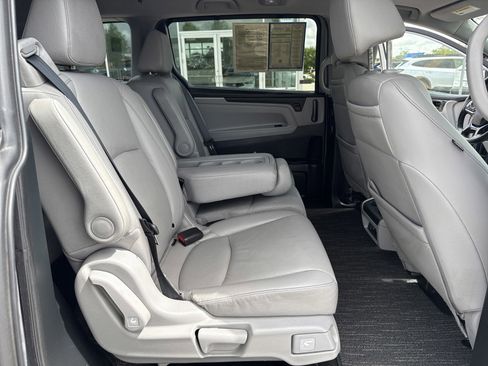Used 2023 Honda Odyssey Touring image 29