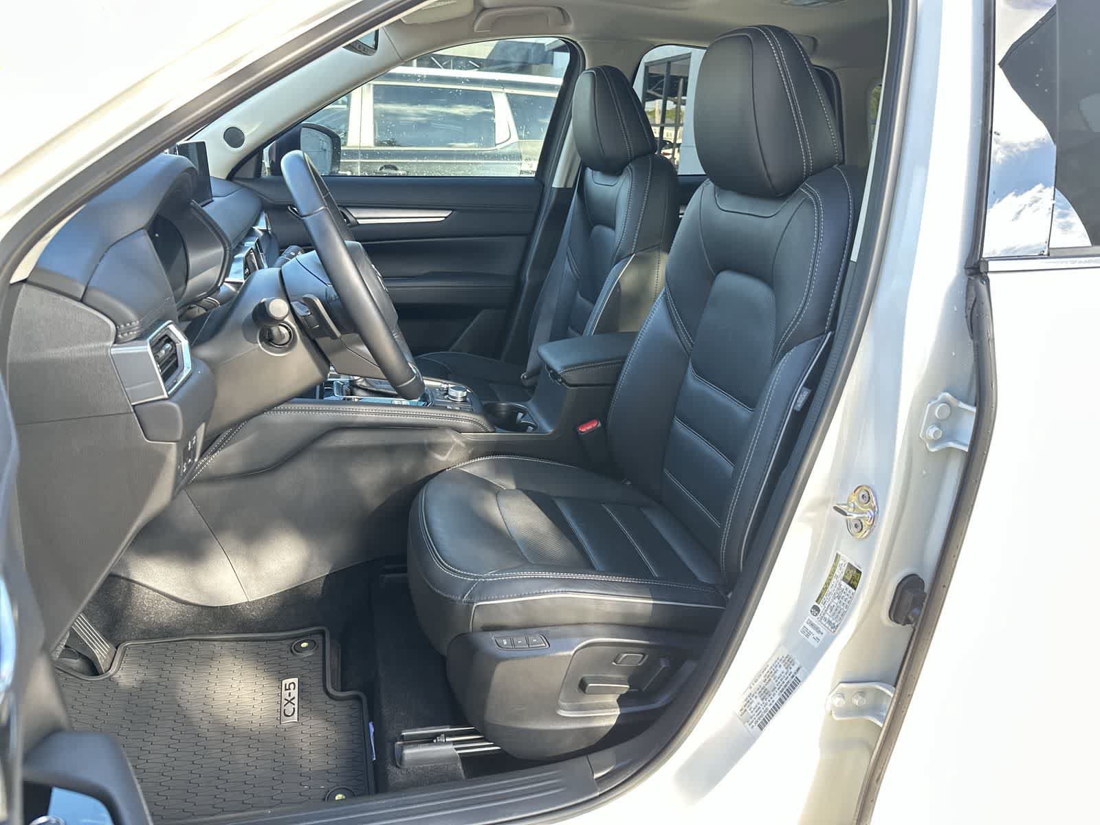 Used 2025 MAZDA CX-5 AWD 2.5 S w/ Premium Plus Pkg image 3