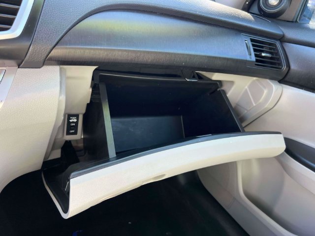 Used 2015 Honda Accord EX-L image 31