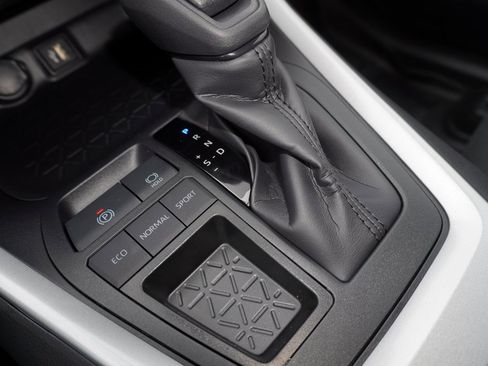 New 2025 Toyota RAV4 LE image 15